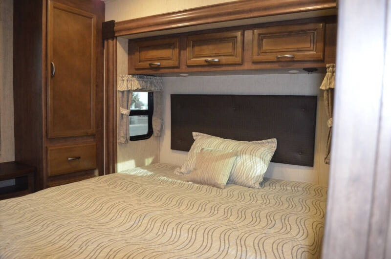 2019 Forest River Sierra