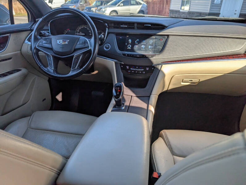 2019 Cadillac XT5 Luxury