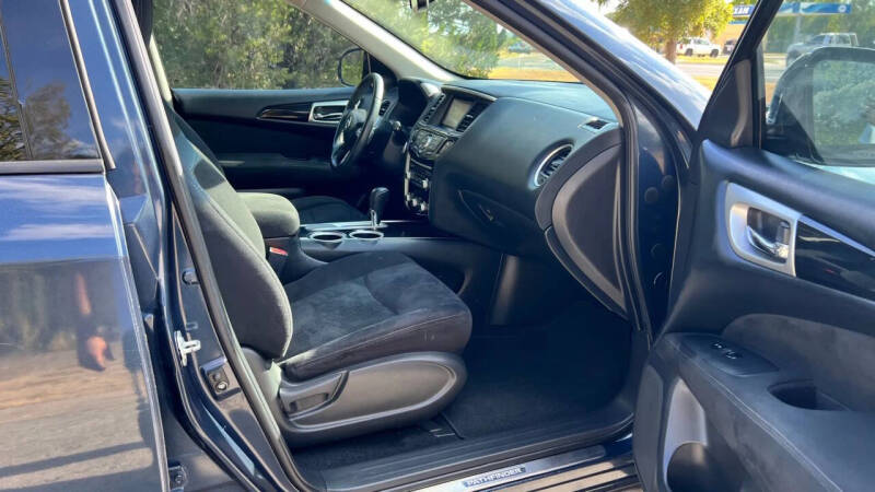 2015 Nissan Pathfinder