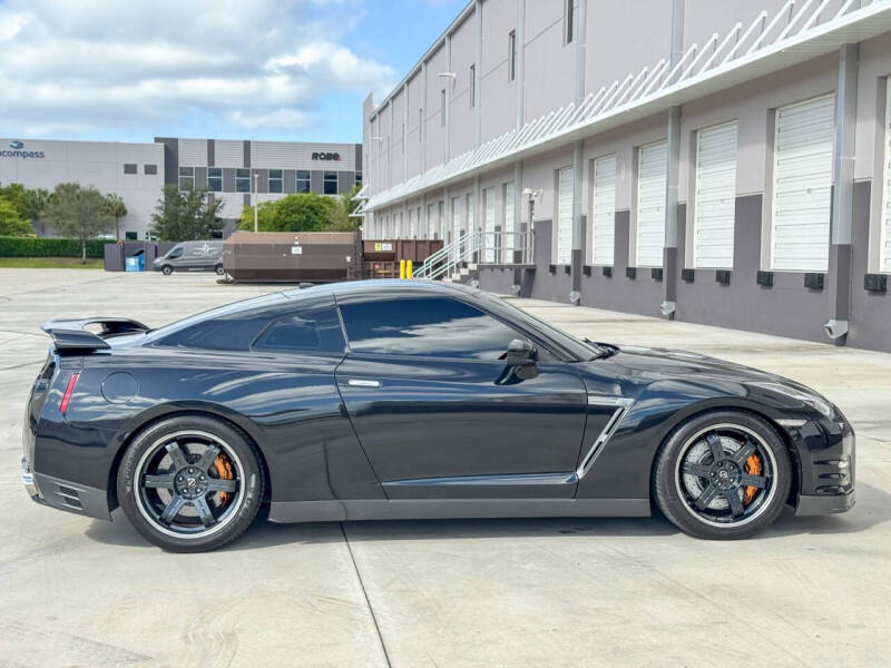 2013 Nissan GT-R Premium