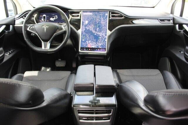 2016 Tesla Model X 75D
