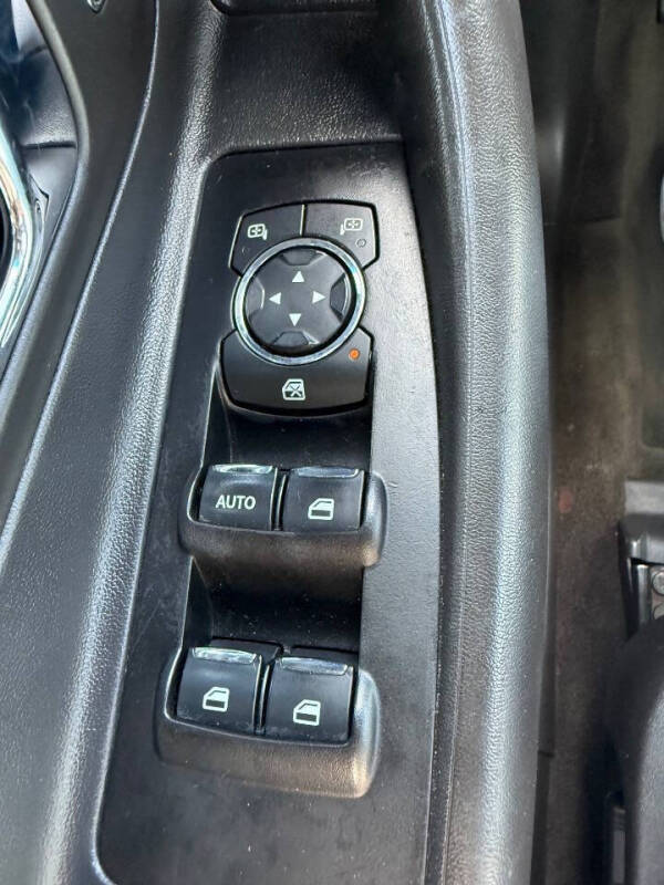 2015 Ford Taurus SEL