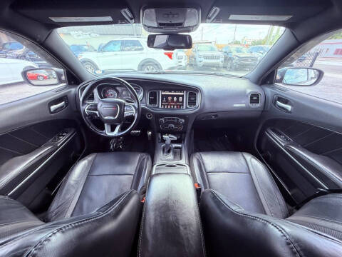 2017 Dodge Charger SXT