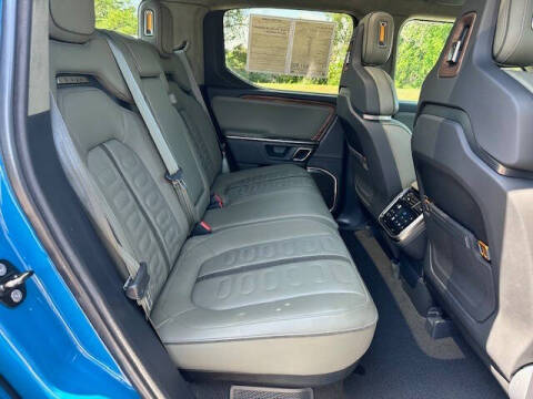 2022 Rivian R1T Adventure