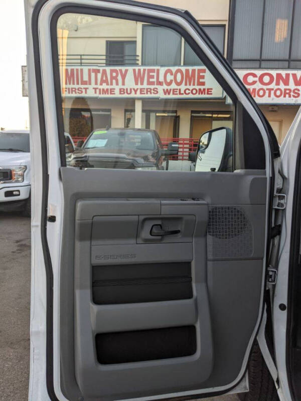 2013 Ford E-Series E-150