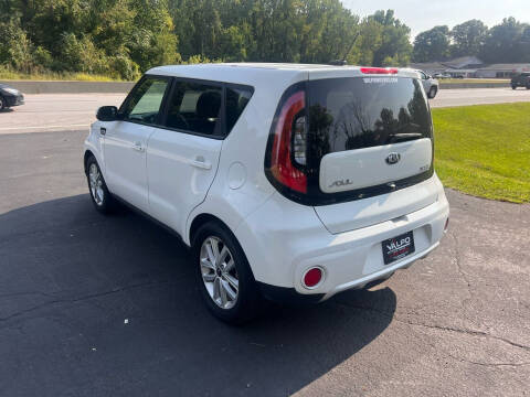 2018 Kia Soul +