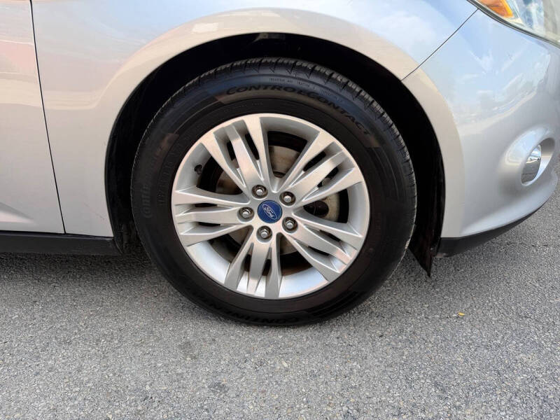 2012 Ford Focus SEL