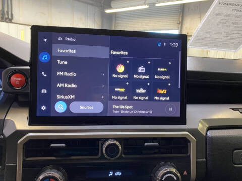 2025 Toyota Tacoma TRD Sport HV