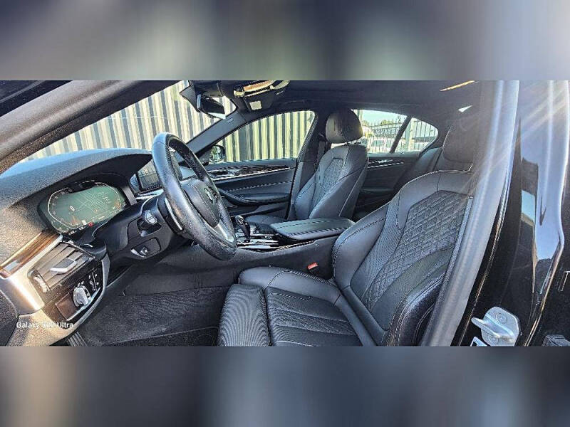 2021 BMW 5 Series 530i