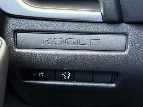 2025 Nissan Rogue S