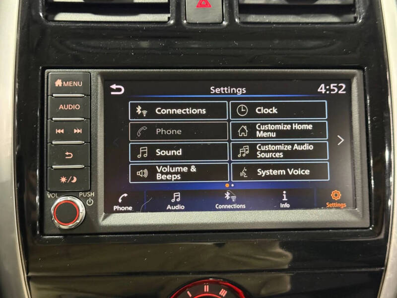 2019 Nissan Versa SV