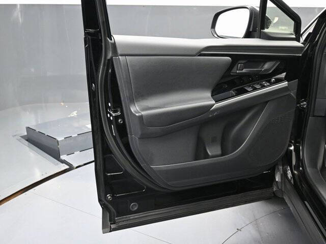 2024 Toyota bZ4X XLE