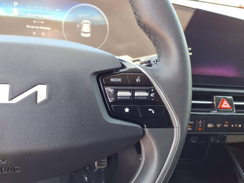 2024 Kia Niro EV Wave