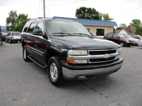 2004 Chevrolet Tahoe for sale at Supermax Autos in Strasburg VA