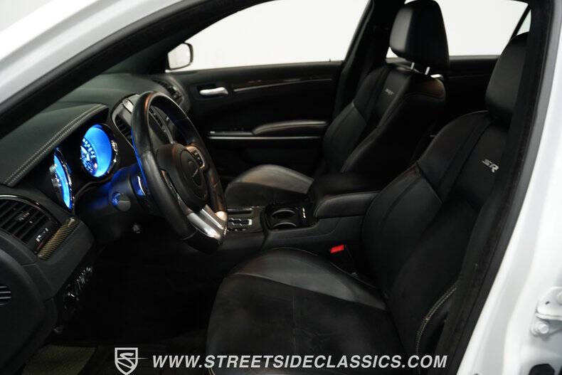 2012 Chrysler 300 SRT8