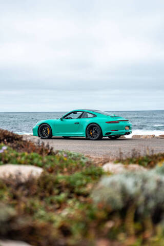 2019 Porsche 911 Carrera 4 GTS