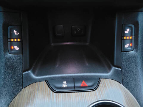 2017 GMC Acadia SLE-2