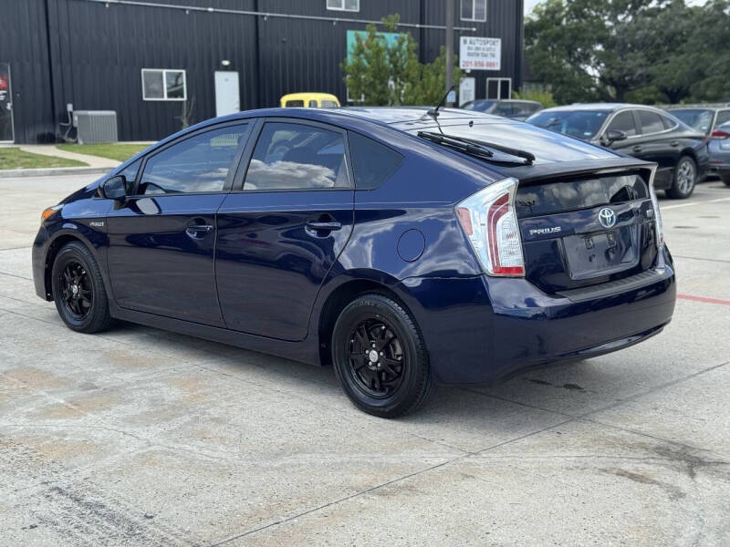2014 Toyota Prius Two