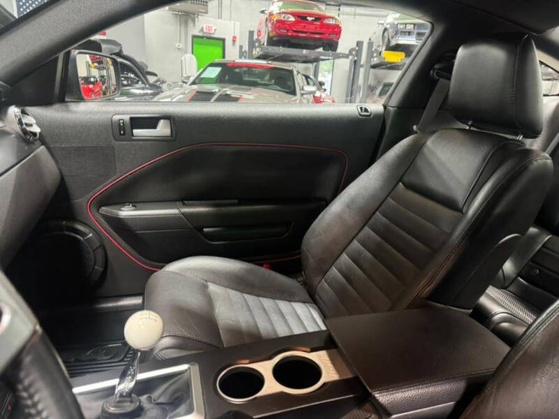 2007 Ford Mustang GT Deluxe