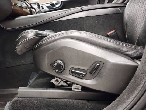 2017 Volvo XC90 T6 Inscription