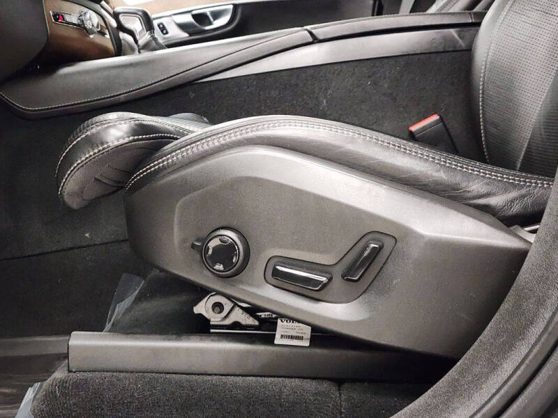 2017 Volvo XC90 T6 Inscription