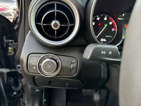 2018 Alfa Romeo Giulia Ti Lusso