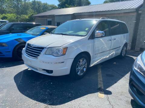2009 Chrysler Town and Country for sale at Butler's Automotive in Henderson KY
