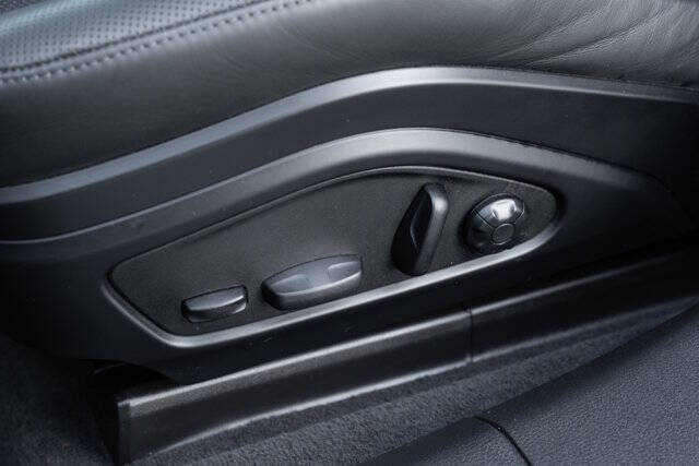 2023 Porsche Panamera 4