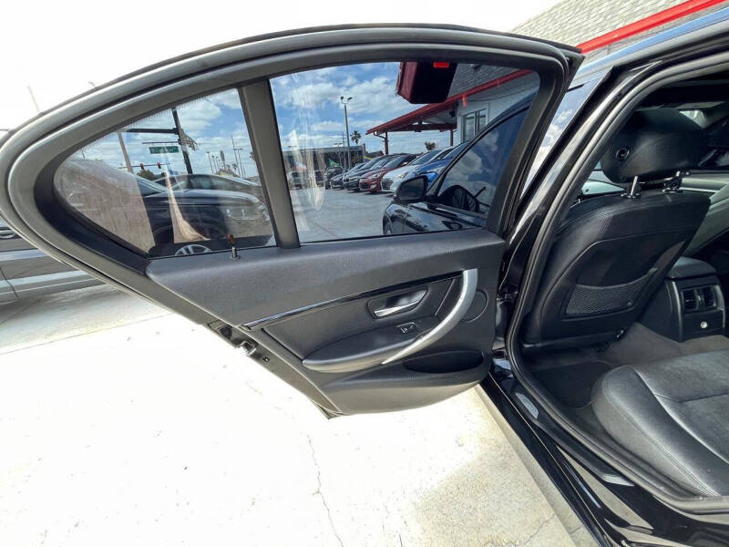 2016 BMW 3 Series 328i