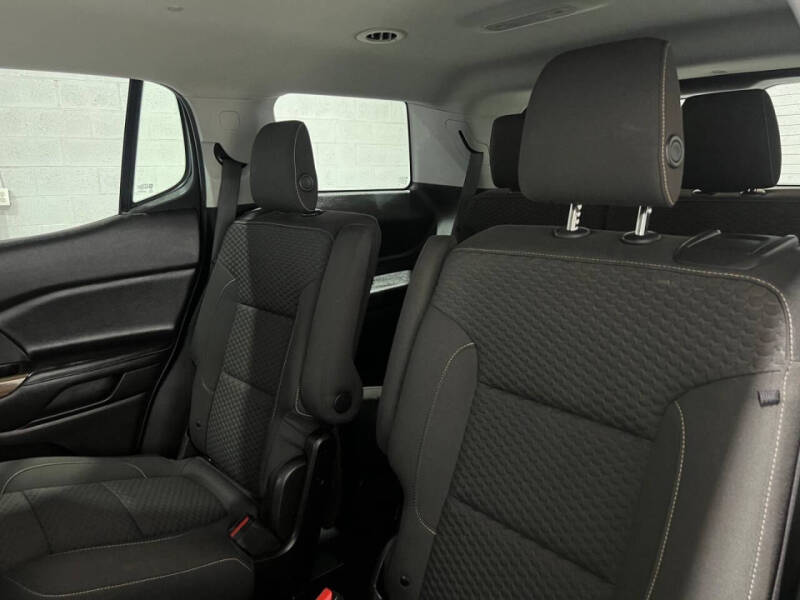 2019 GMC Acadia SLE-2