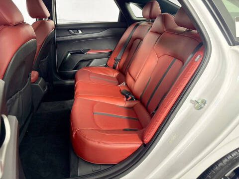 2023 Kia K5