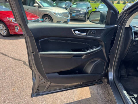 2015 Ford Edge Titanium