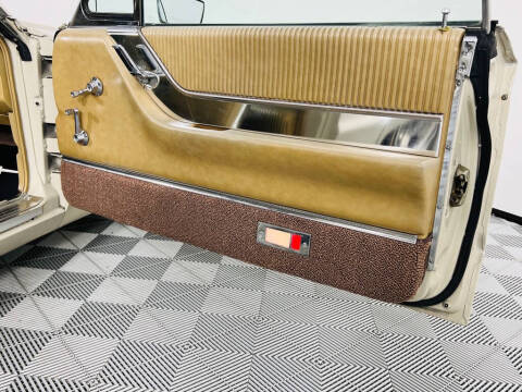 1965 Ford Thunderbird