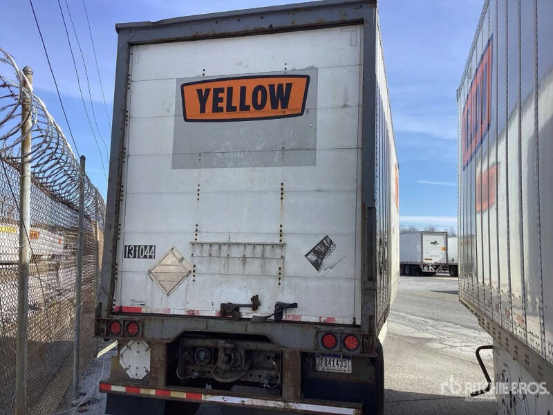 2009 Wabash 28' VAN TRAILER