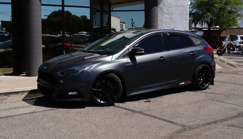2018 Ford Focus ST