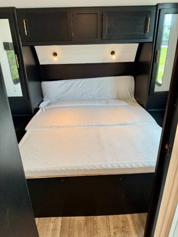 2022 Forest River GREY WOLF