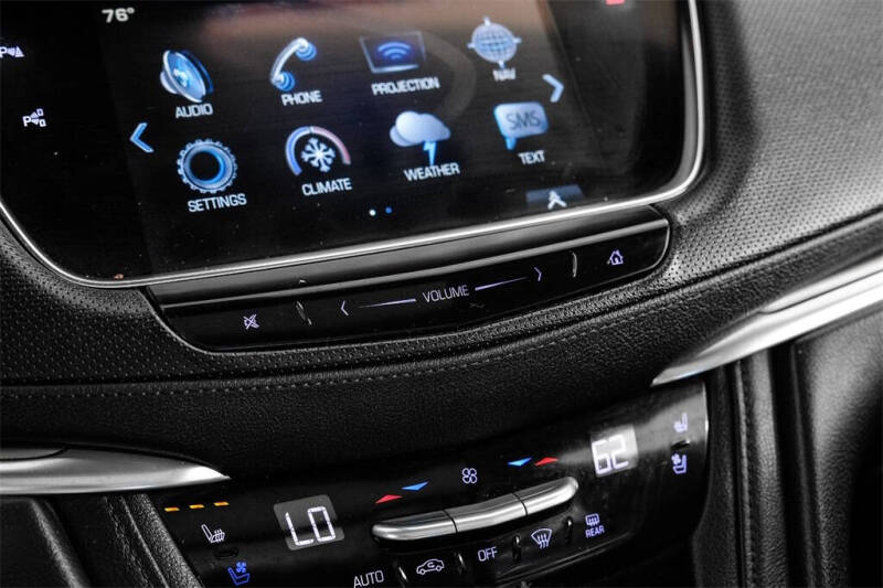 2017 Cadillac XT5 Premium Luxury