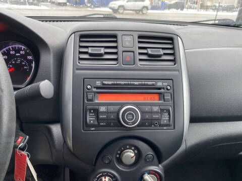 2013 Nissan Versa 1.6 S