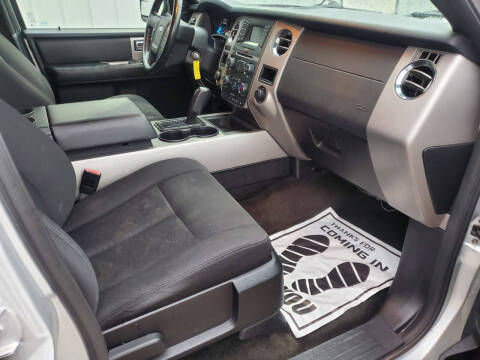 2017 Ford Expedition EL XLT