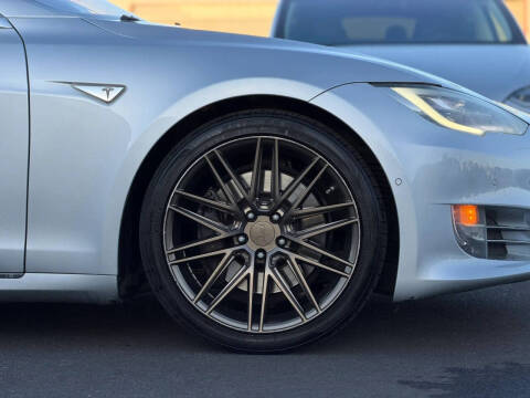 2016 Tesla Model S