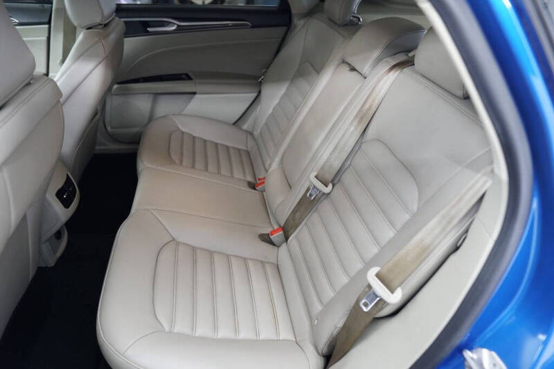 2020 Ford Fusion SEL