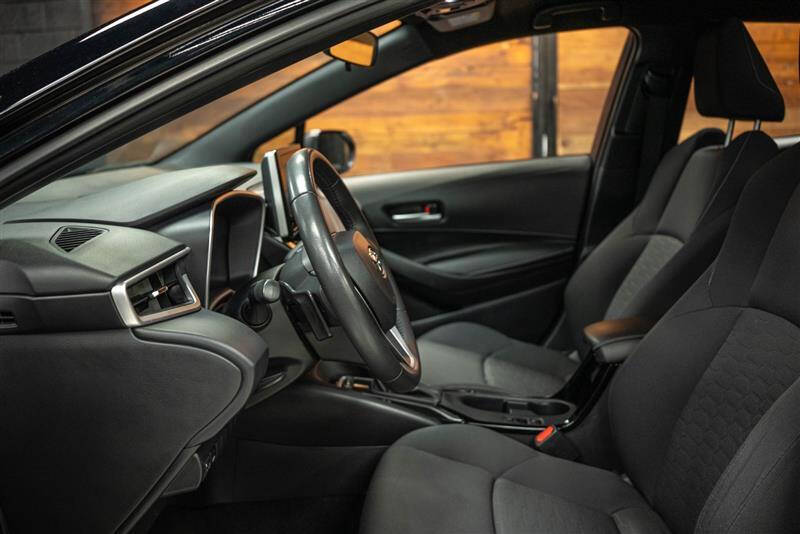 2024 Toyota Corolla Hatchback SE