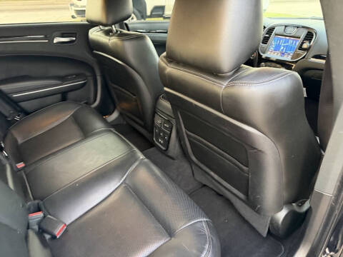 2022 Chrysler 300 S V6