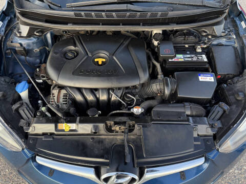 2014 Hyundai Elantra SE