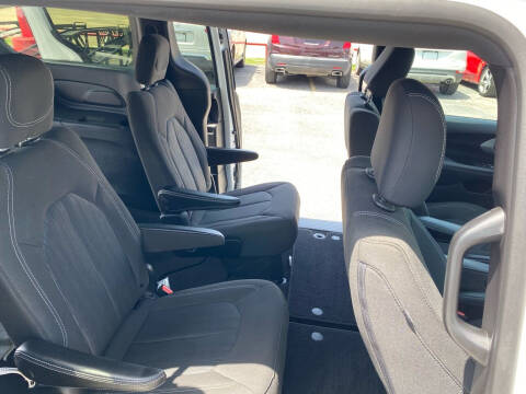 2020 Chrysler Pacifica Touring