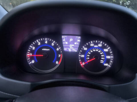 2012 Hyundai Accent GS