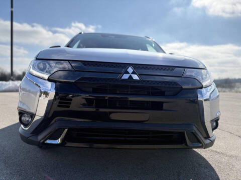 2020 Mitsubishi Outlander SE