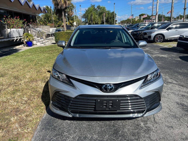 2022 Toyota Camry LE