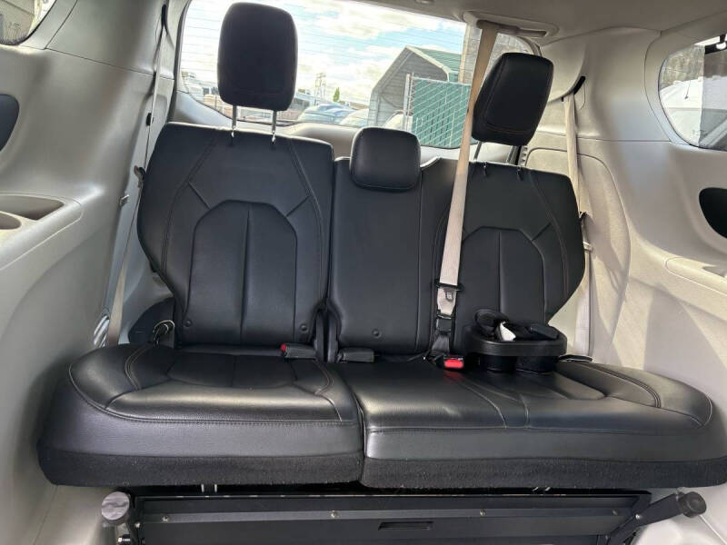 2018 Chrysler Pacifica Touring L