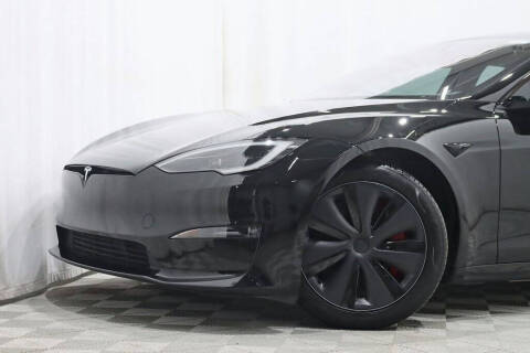 2023 Tesla Model S Plaid